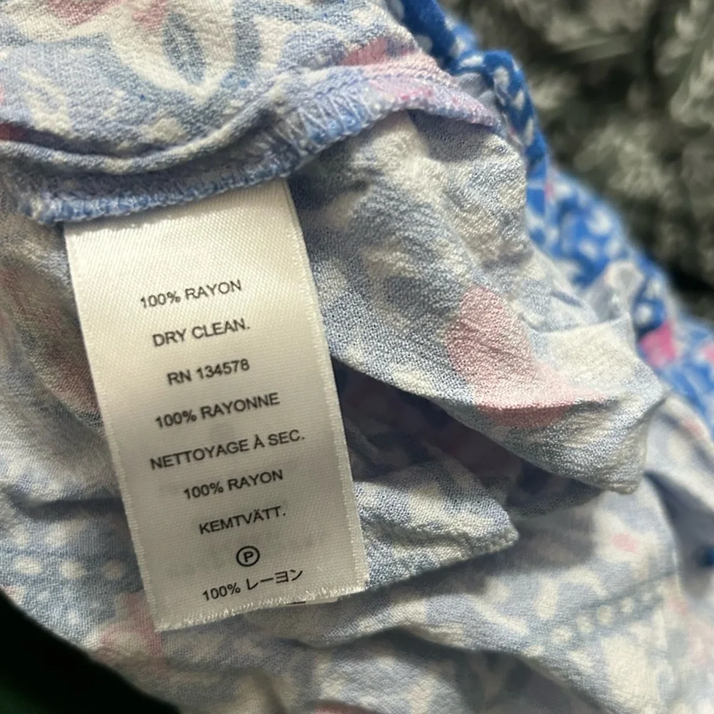 Vineyard Vines Bloom Scarf Print Top